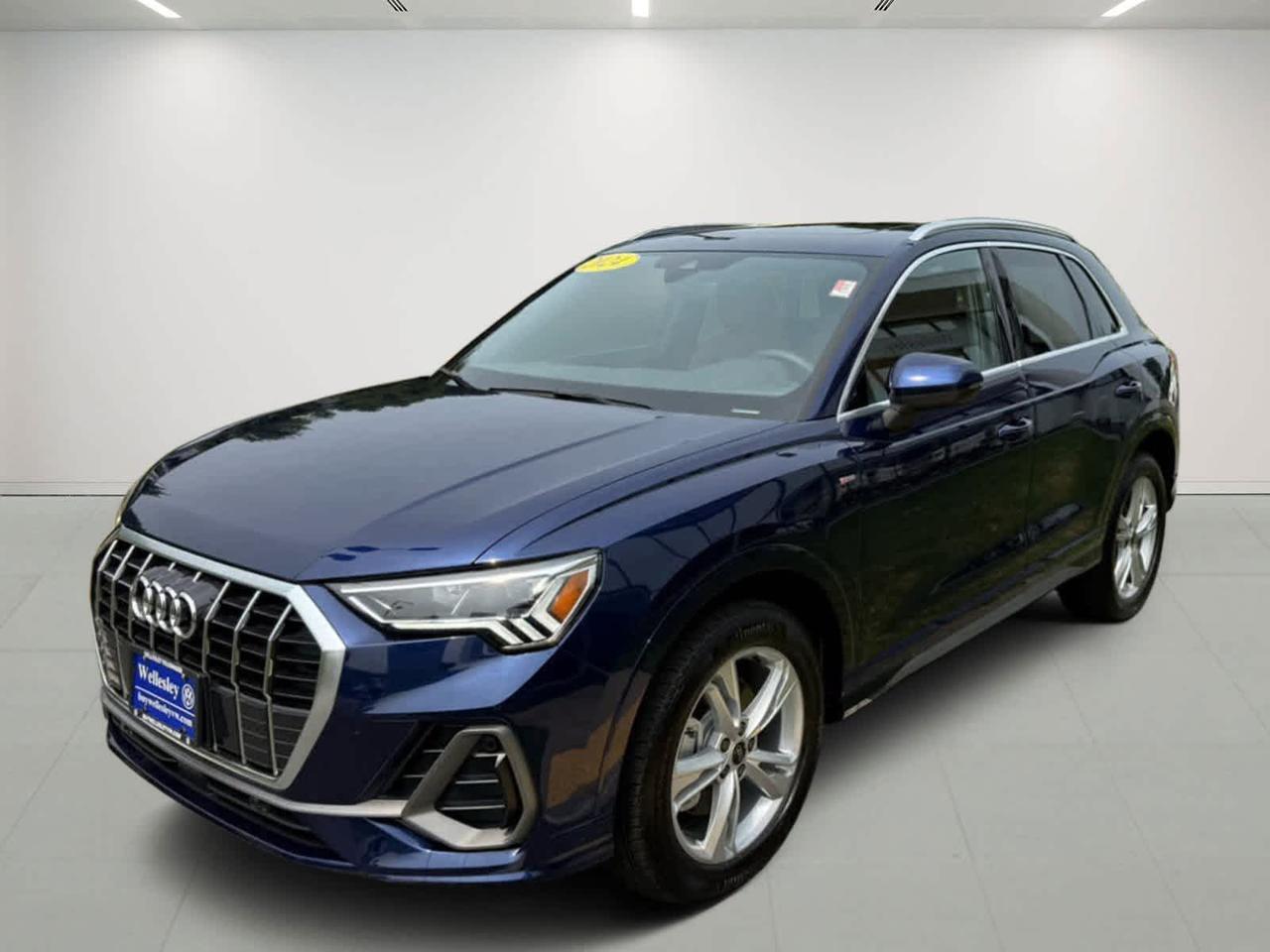 2024 Audi Q3 S line Premium Wellesley MA