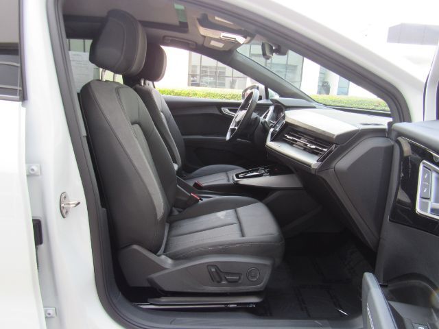 2024 Audi Q4 e-tron Premium 55 quattro Plano TX