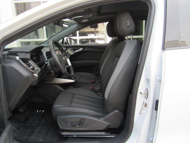 2024 Audi Q4 e-tron Premium 55 quattro Plano TX