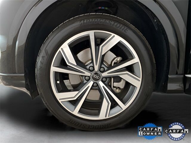 2024 Audi Q4 E-tron Premium photo 14