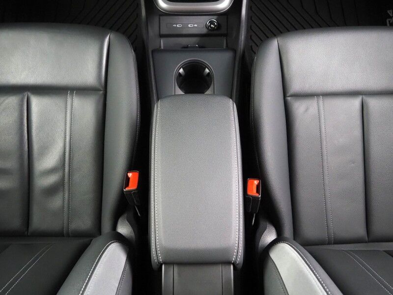 2024 Audi Q4 e-tron Premium Plus 40 *NAVIGATION, VIRTUAL COCKPIT, ADAPTIVE CRUISE, SAFETY ALERTS, PANORAMA MOONROOF, LEATHER, HEATED SEATS/STEERING, POWER LIFTGATE, WIRELESS CHARGING, ANDROID & APPLE Round Rock TX