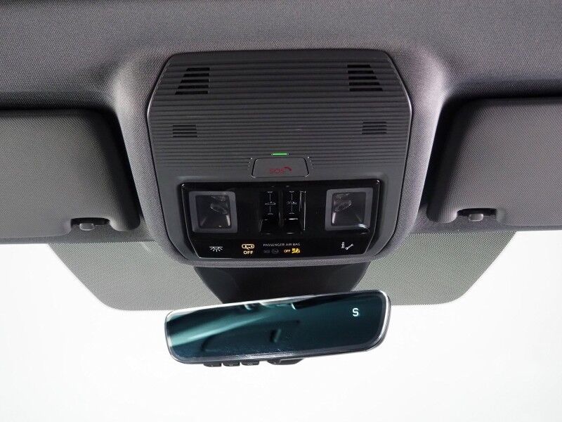 2024 Audi Q4 e-tron Premium Plus 40 *NAVIGATION, VIRTUAL COCKPIT, ADAPTIVE CRUISE, SAFETY ALERTS, PANORAMA MOONROOF, LEATHER, HEATED SEATS/STEERING, POWER LIFTGATE, WIRELESS CHARGING, ANDROID & APPLE Round Rock TX