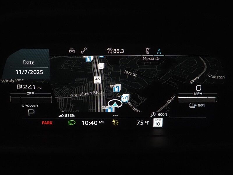 2024 Audi Q4 e-tron Premium Plus 40 *NAVIGATION, VIRTUAL COCKPIT, ADAPTIVE CRUISE, SAFETY ALERTS, PANORAMA MOONROOF, LEATHER, HEATED SEATS/STEERING, POWER LIFTGATE, WIRELESS CHARGING, ANDROID & APPLE Round Rock TX