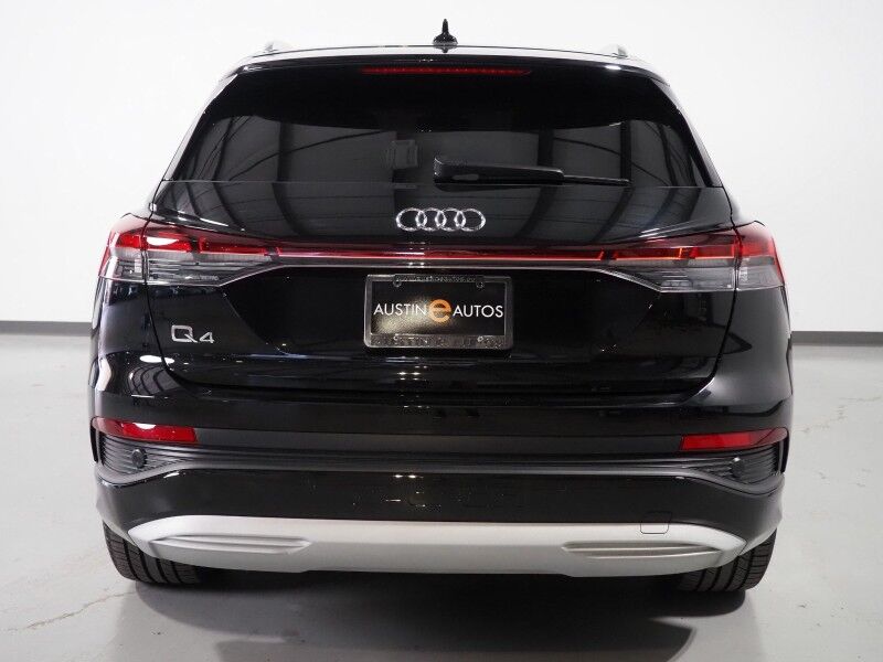 2024 Audi Q4 e-tron Premium Plus 40 *NAVIGATION, VIRTUAL COCKPIT, ADAPTIVE CRUISE, SAFETY ALERTS, PANORAMA MOONROOF, LEATHER, HEATED SEATS/STEERING, POWER LIFTGATE, WIRELESS CHARGING, ANDROID & APPLE Round Rock TX