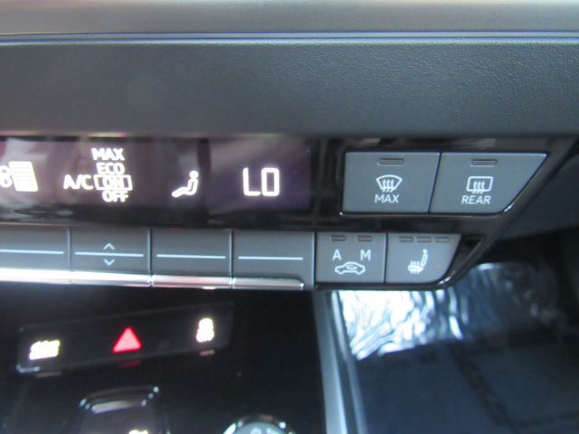 2024 Audi Q4 e-tron Premium Plus 50 quattro Plano TX