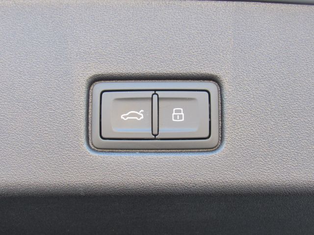 2024 Audi Q4 e-tron Premium Plus 50 quattro Plano TX