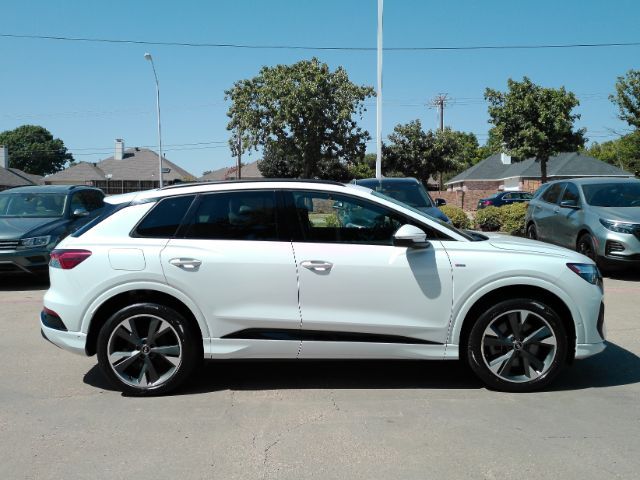 2024 Audi Q4 e-tron Premium Plus 50 quattro Plano TX