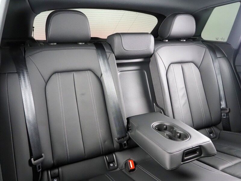 2024 Audi Q4 e-tron Premium Plus 55 Quattro *BLACK OPTIC PKG, NAVIGATION, VIRTUAL COCKPIT, ADAPTIVE CRUISE, SAFETY ALERTS, PANORAMA MOONROOF, LEATHER, HEATED SEATS/STEERING, WIRELESS CHARGING, ANDROID & APPLE Round Rock TX