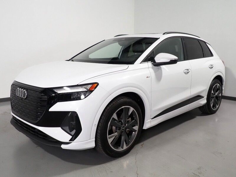 2024 Audi Q4 e-tron Premium Plus 55 Quattro *BLACK OPTIC PKG, NAVIGATION, VIRTUAL COCKPIT, ADAPTIVE CRUISE, SAFETY ALERTS, PANORAMA MOONROOF, LEATHER, HEATED SEATS/STEERING, WIRELESS CHARGING, ANDROID & APPLE Round Rock TX