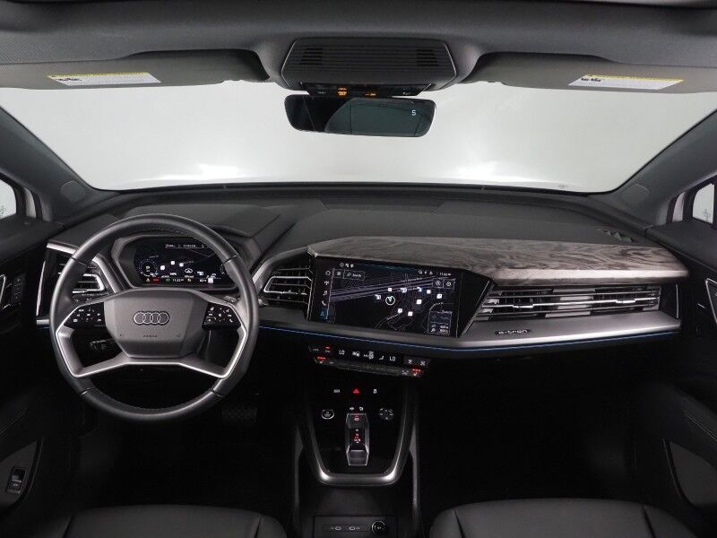 2024 Audi Q4 e-tron Premium Plus 55 Quattro *BLACK OPTIC PKG, NAVIGATION, VIRTUAL COCKPIT, ADAPTIVE CRUISE, SAFETY ALERTS, PANORAMA MOONROOF, LEATHER, HEATED SEATS/STEERING, WIRELESS CHARGING, ANDROID & APPLE