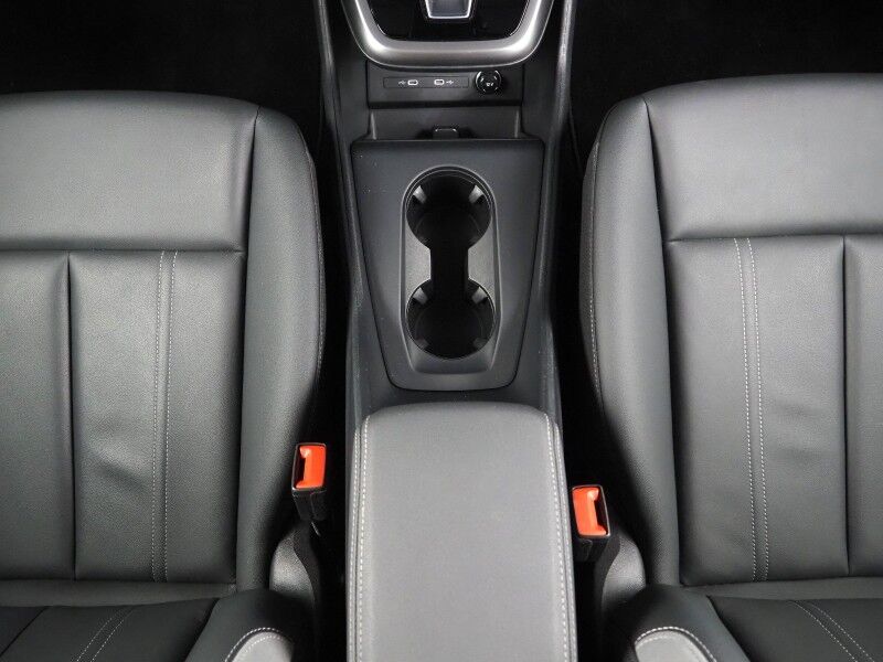 2024 Audi Q4 e-tron Premium Plus 55 Quattro *BLACK OPTIC PKG, NAVIGATION, VIRTUAL COCKPIT, ADAPTIVE CRUISE, SAFETY ALERTS, PANORAMA MOONROOF, LEATHER, HEATED SEATS/STEERING, WIRELESS CHARGING, ANDROID & APPLE Round Rock TX