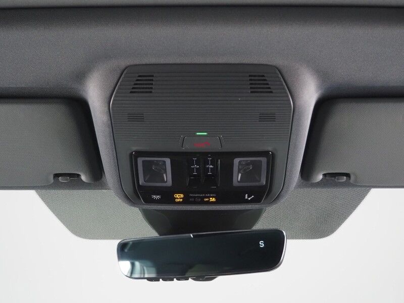 2024 Audi Q4 e-tron Premium Plus 55 Quattro *BLACK OPTIC PKG, NAVIGATION, VIRTUAL COCKPIT, ADAPTIVE CRUISE, SAFETY ALERTS, PANORAMA MOONROOF, LEATHER, HEATED SEATS/STEERING, WIRELESS CHARGING, ANDROID & APPLE Round Rock TX