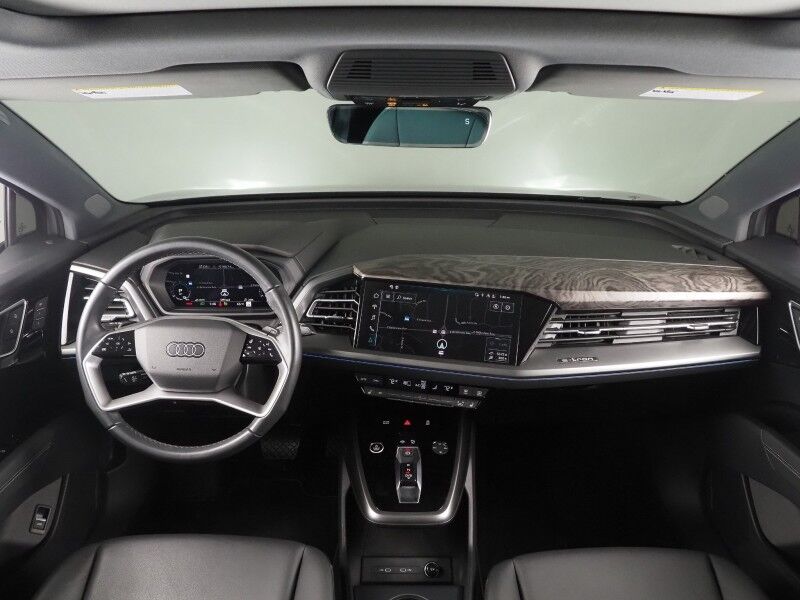 2024 Audi Q4 e-tron Premium Plus 55 Quattro *BLACK OPTIC PKG, NAVIGATION, VIRTUAL COCKPIT, ADAPTIVE CRUISE, SAFETY ALERTS, PANORAMA MOONROOF, LEATHER, HEATED SEATS/STEERING, WIRELESS CHARGING, ANDROID & APPLE