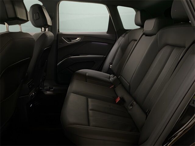 2024 Audi Q4 e-tron Premium Plus quattro Dallas TX