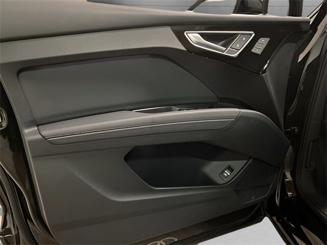 2024 Audi Q4 e-tron Premium Plus quattro Dallas TX