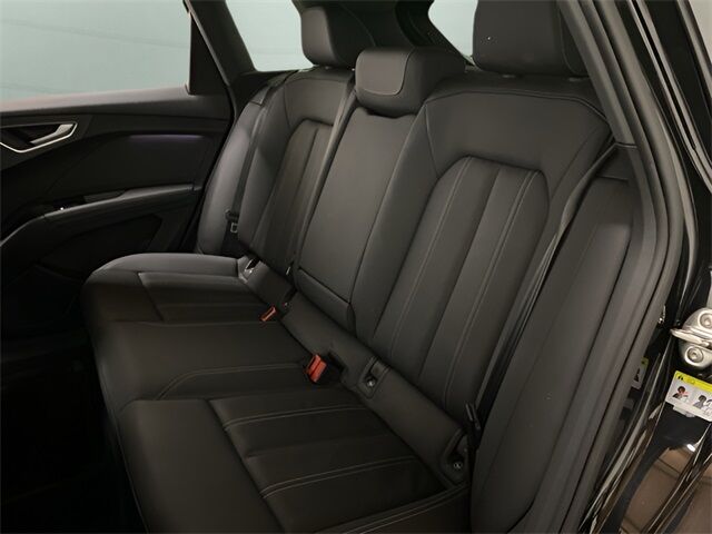 2024 Audi Q4 e-tron Premium Plus quattro Dallas TX