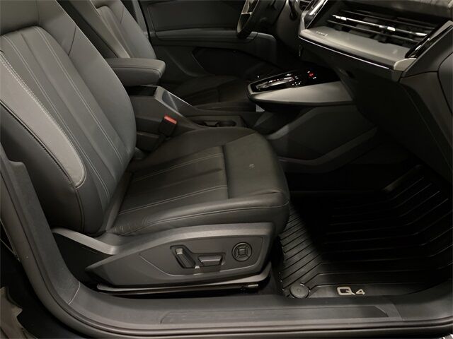 2024 Audi Q4 e-tron Premium Plus quattro Dallas TX