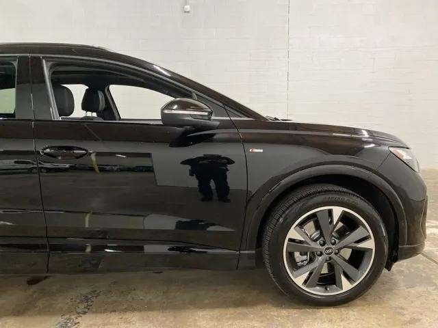 2024 Audi Q4 e-tron Premium Plus quattro Dallas TX