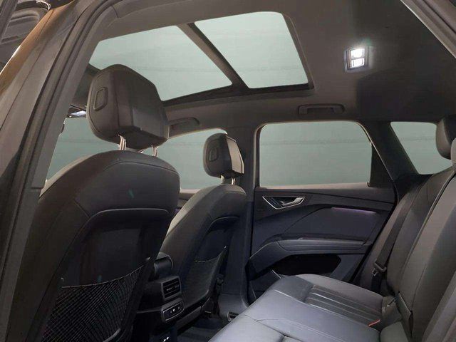 2024 Audi Q4 e-tron Premium Plus quattro Dallas TX