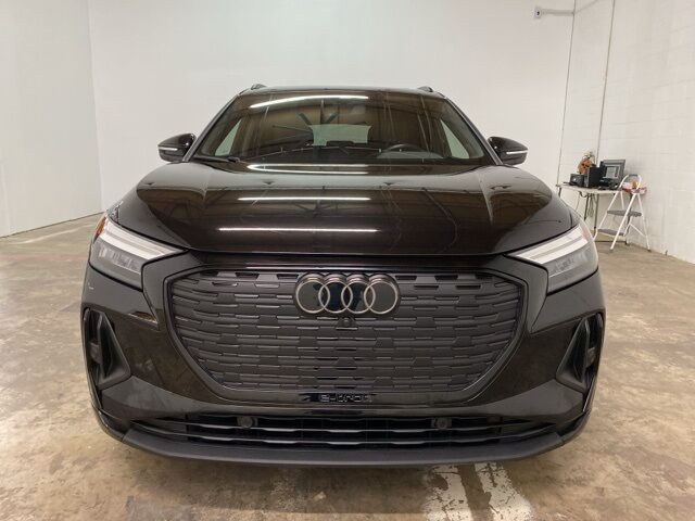 2024 Audi Q4 e-tron Premium Plus quattro