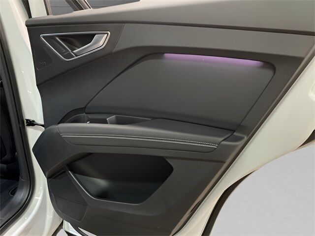 2024 Audi Q4 e-tron Premium Plus quattro Dallas TX