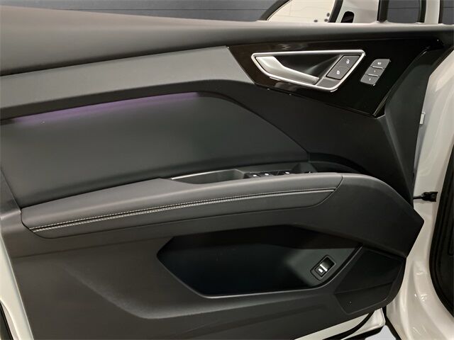 2024 Audi Q4 e-tron Premium Plus quattro Dallas TX