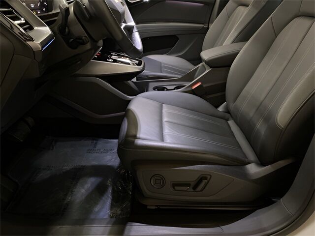 2024 Audi Q4 e-tron Premium Plus quattro Dallas TX