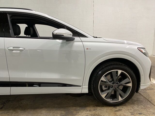 2024 Audi Q4 e-tron Premium Plus quattro Dallas TX