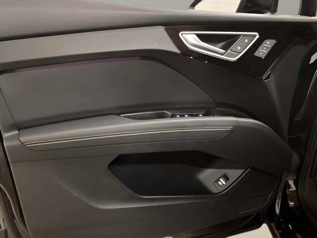 2024 Audi Q4 e-tron Premium Plus quattro Dallas TX