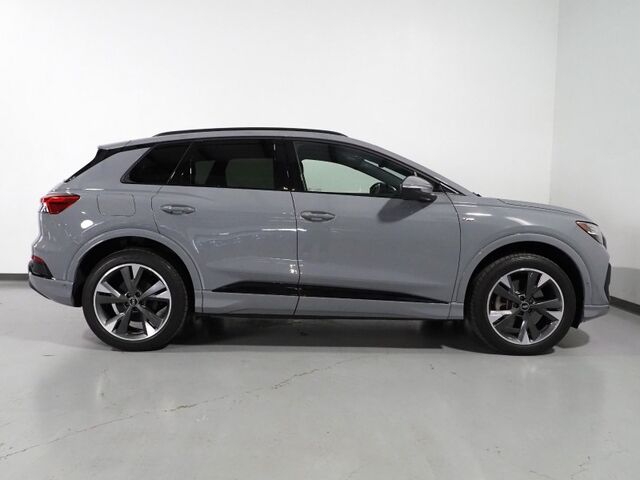 2024 Audi Q4 e-tron Prestige 50 Quattro *BLACK OPTIC PKG, HEADS-UP DISPLAY, NAVIGATION, ADAPTIVE CRUISE, SAFETY ALERTS, AUTO PARKING, REAR-CAMERA, PANO MOONROOF, LEATHER, HEATED SEATS/STEERING, SONOS AUDIO, WIRELESS CHARGING Round Rock TX