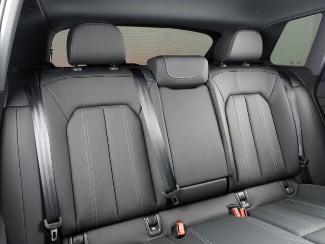 2024 Audi Q4 e-tron Prestige 50 Quattro *BLACK OPTIC PKG, HEADS-UP DISPLAY, NAVIGATION, ADAPTIVE CRUISE, SAFETY ALERTS, AUTO PARKING, REAR-CAMERA, PANO MOONROOF, LEATHER, HEATED SEATS/STEERING, SONOS AUDIO, WIRELESS CHARGING Round Rock TX