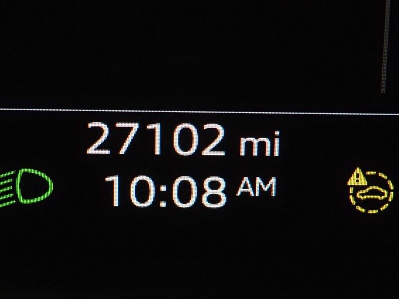 2024 Audi Q4 e-tron Prestige 50 Quattro *BLACK OPTIC PKG, HEADS-UP DISPLAY, NAVIGATION, ADAPTIVE CRUISE, SAFETY ALERTS, AUTO PARKING, REAR-CAMERA, PANO MOONROOF, LEATHER, HEATED SEATS/STEERING, SONOS AUDIO, WIRELESS CHARGING Round Rock TX