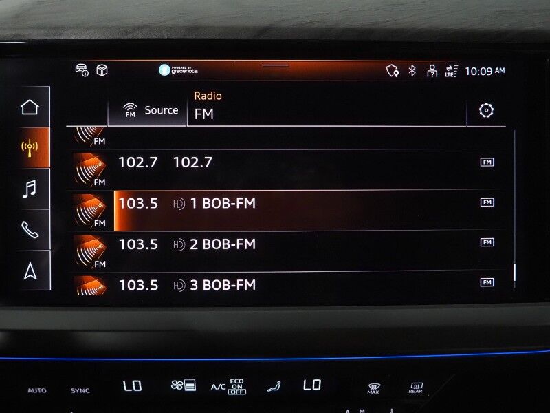 2024 Audi Q4 e-tron Prestige 50 Quattro *BLACK OPTIC PKG, HEADS-UP DISPLAY, NAVIGATION, ADAPTIVE CRUISE, SAFETY ALERTS, AUTO PARKING, REAR-CAMERA, PANO MOONROOF, LEATHER, HEATED SEATS/STEERING, SONOS AUDIO, WIRELESS CHARGING Round Rock TX