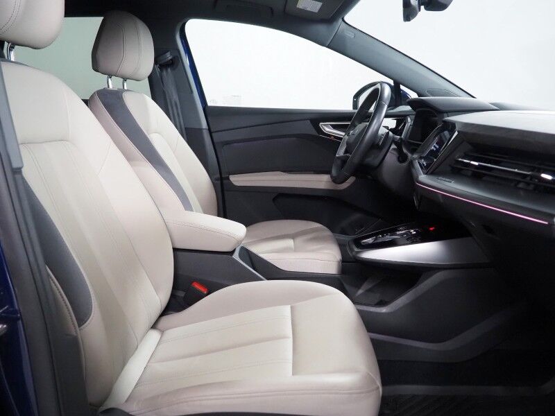 2024 Audi Q4 e-tron Prestige 50 Quattro *BLACK OPTIC PKG, HEADS-UP DISPLAY, NAVIGATION, ADAPTIVE CRUISE, SAFETY ALERTS, AUTO PARKING, REAR-CAMERA, PANO MOONROOF, LEATHER, HEATED SEATS/STEERING, SONOS AUDIO, WIRELESS CHARGING Round Rock TX