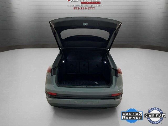 2024 Audi Q4 E-tron Prestige photo 7