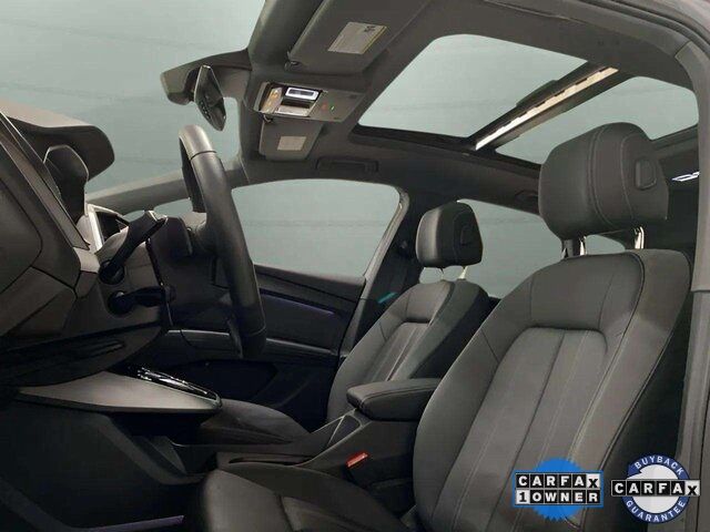 2024 Audi Q4 E-tron Prestige photo 27
