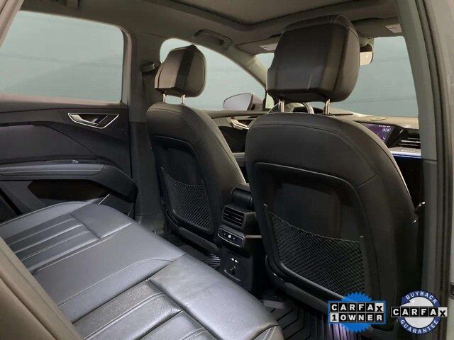2024 Audi Q4 E-tron Prestige photo 21