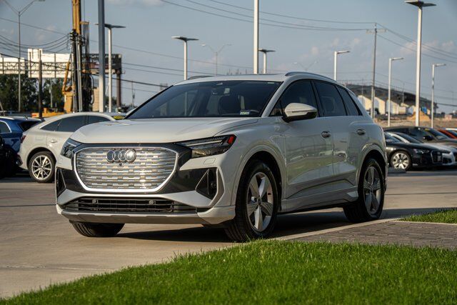 2024 Audi Q4 e-tron Prestige  Selma TX