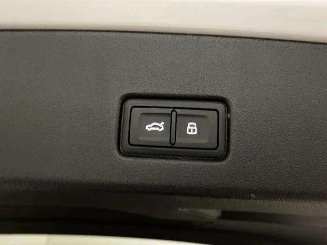 2024 Audi Q4 e-tron Prestige quattro Dallas TX