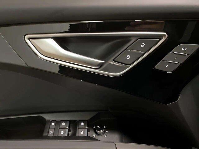2024 Audi Q4 e-tron Prestige quattro Dallas TX
