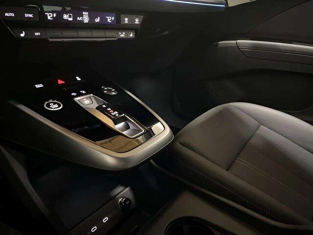 2024 Audi Q4 e-tron Prestige quattro Dallas TX