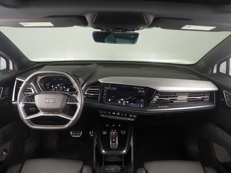 2024 Audi Q4 e-tron Sportback Prestige 55 Quattro *BLACK OPTIC PKG, HEADS-UP DISPLAY, NAVIGATION, VIRTUAL COCKPIT, ADAPTIVE CRUISE, SAFETY ALERTS, AUTO PARKING, BACKUP-CAMERA, PANO MOONROOF, LEATHER, HEATED SEATS/STEERING, SONOS AUDIO, WIRELESS CHARGING