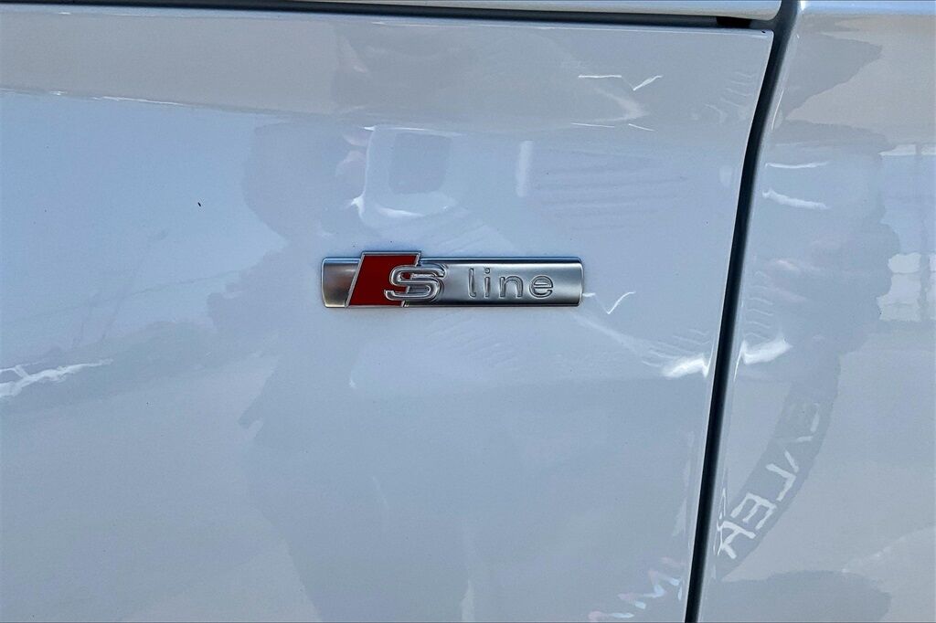 2024 Audi Q5 45 S line Premium OR