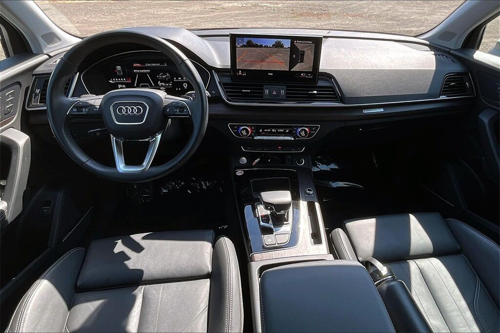 2024 Audi Q5 45 S line Premium OR