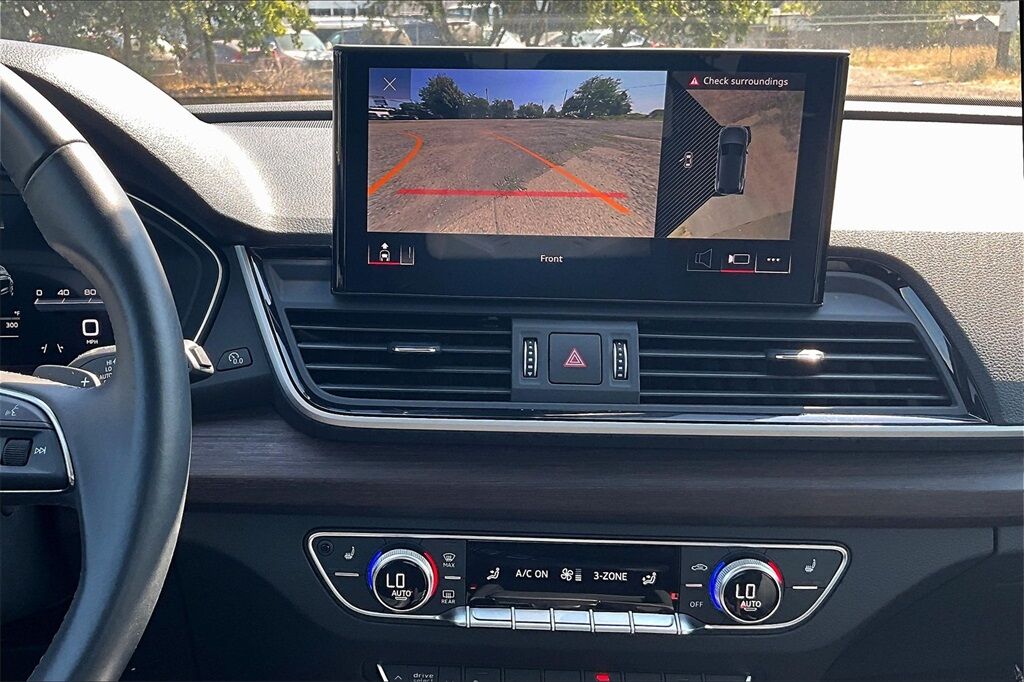 2024 Audi Q5 45 S line Premium OR