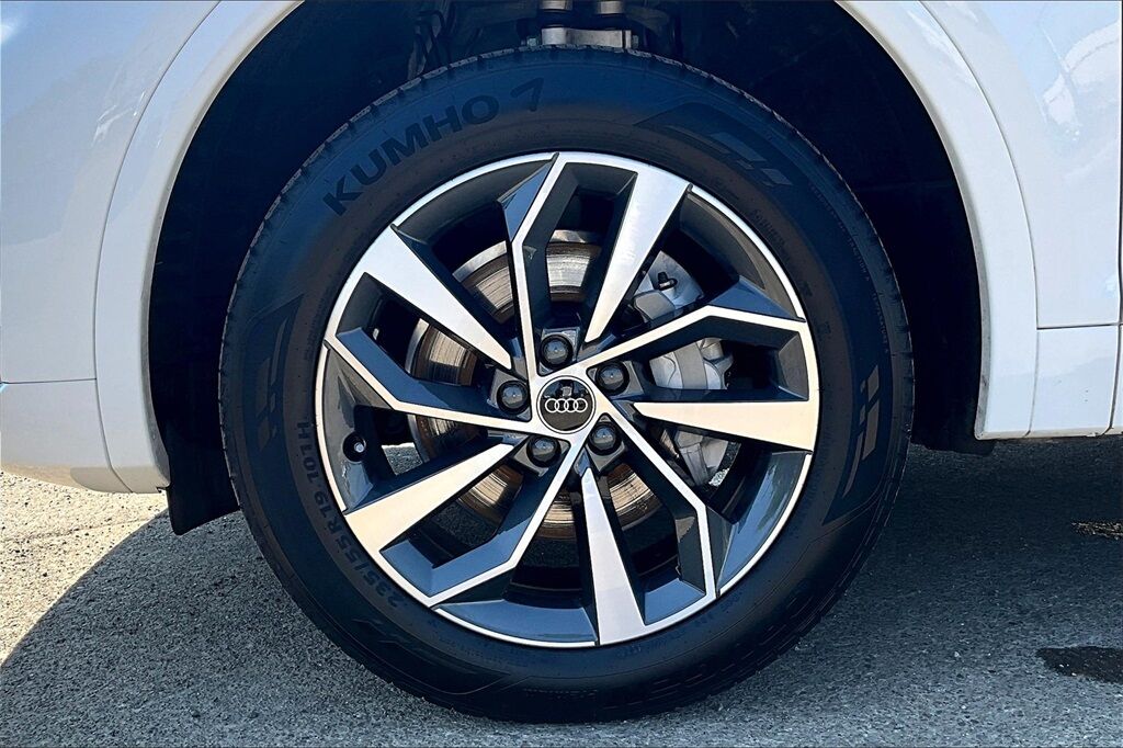 2024 Audi Q5 45 S line Premium OR