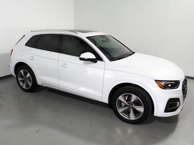 2024 Audi Q5 Premium Plus 40 TFSI Quattro *VIRTUAL COCKPIT, ADAPTIVE CRUISE, SAFETY ALERTS, 360 VIEW CAMERAS, PANORAMA MOONROOF, LEATHER, CLIMATE SEATS, HEATED STEERING, POWER LIFTGATE, BANG & OLUFSEN, ANDROID & APPLE Round Rock TX