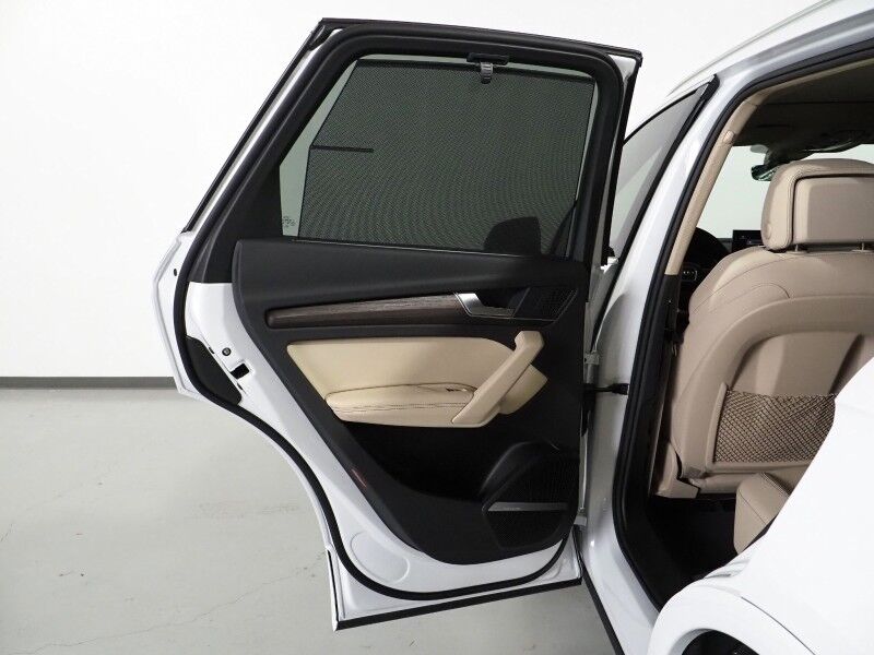 2024 Audi Q5 Premium Plus 40 TFSI Quattro *VIRTUAL COCKPIT, ADAPTIVE CRUISE, SAFETY ALERTS, 360 VIEW CAMERAS, PANORAMA MOONROOF, LEATHER, CLIMATE SEATS, HEATED STEERING, POWER LIFTGATE, BANG & OLUFSEN, ANDROID & APPLE Round Rock TX