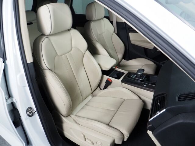 2024 Audi Q5 Premium Plus 40 TFSI Quattro *VIRTUAL COCKPIT, ADAPTIVE CRUISE, SAFETY ALERTS, 360 VIEW CAMERAS, PANORAMA MOONROOF, LEATHER, CLIMATE SEATS, HEATED STEERING, POWER LIFTGATE, BANG & OLUFSEN, ANDROID & APPLE Round Rock TX