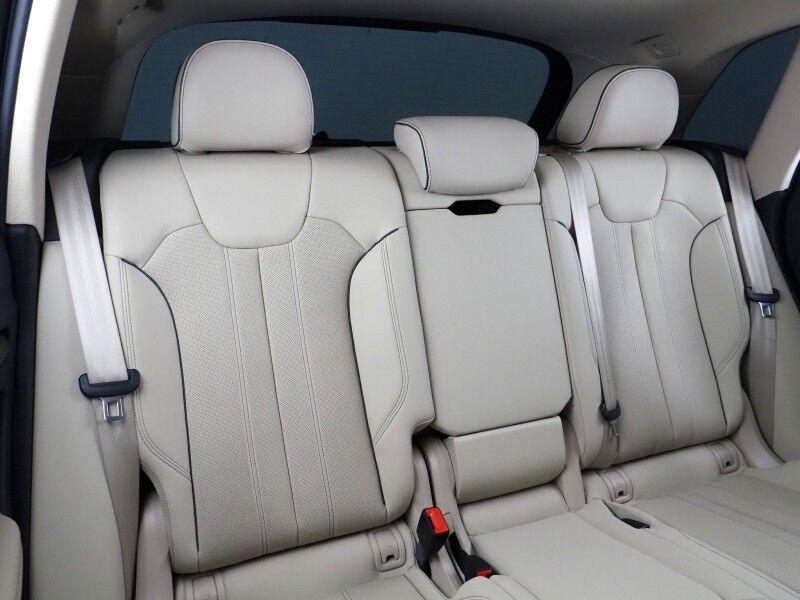 2024 Audi Q5 Premium Plus 40 TFSI Quattro *VIRTUAL COCKPIT, ADAPTIVE CRUISE, SAFETY ALERTS, 360 VIEW CAMERAS, PANORAMA MOONROOF, LEATHER, CLIMATE SEATS, HEATED STEERING, POWER LIFTGATE, BANG & OLUFSEN, ANDROID & APPLE Round Rock TX